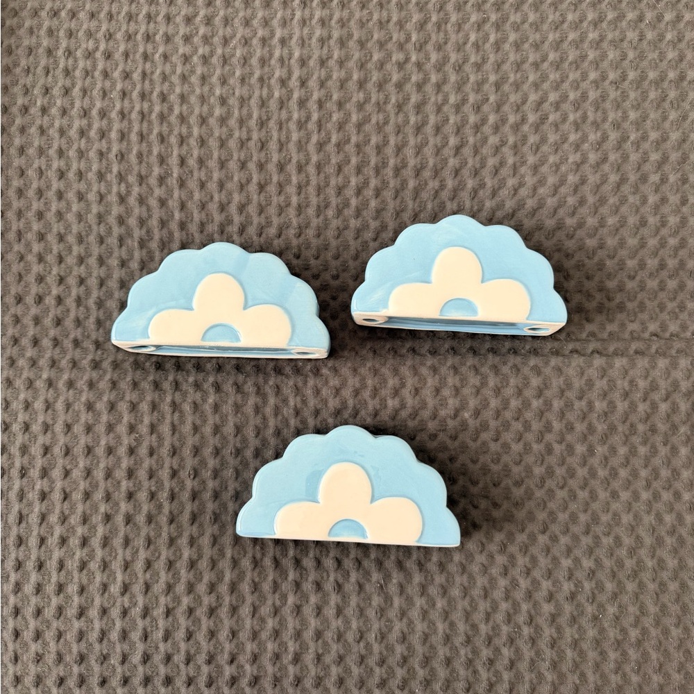 Set of 3 picture holders!
